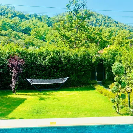 Mesk Villa