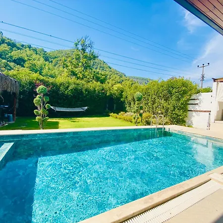 Mesk Villa
